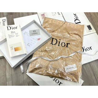 khăn lụa siêu đẹp ,full box xịn xò