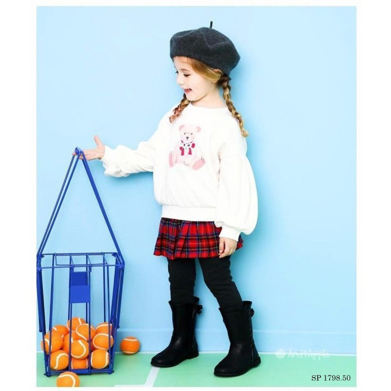 Bộ thu đông bé gái Áo trắng gấu tay bồng chân váy kẻ