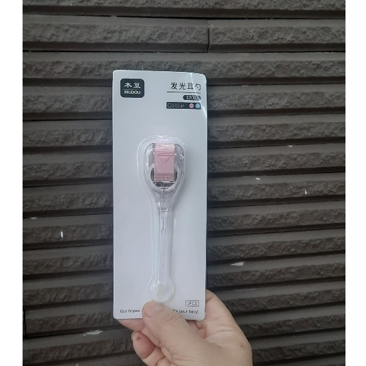 Dụng cụ lấy ráy tai có đèn cho bé BABYKING SHOP