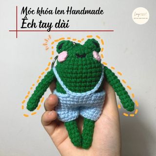 Móc khóa ếch mặc quần áo, tay dài bằng len Handmade