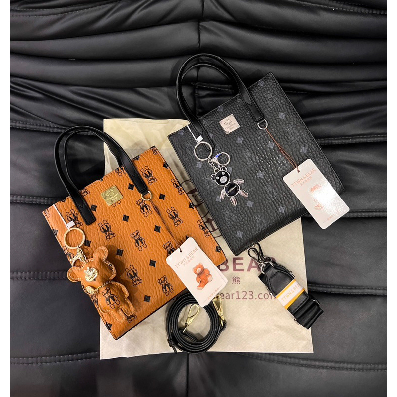 Túi xách TTWN BEAR unisex nam nữ tote vuông kèm móc khoá gấu
