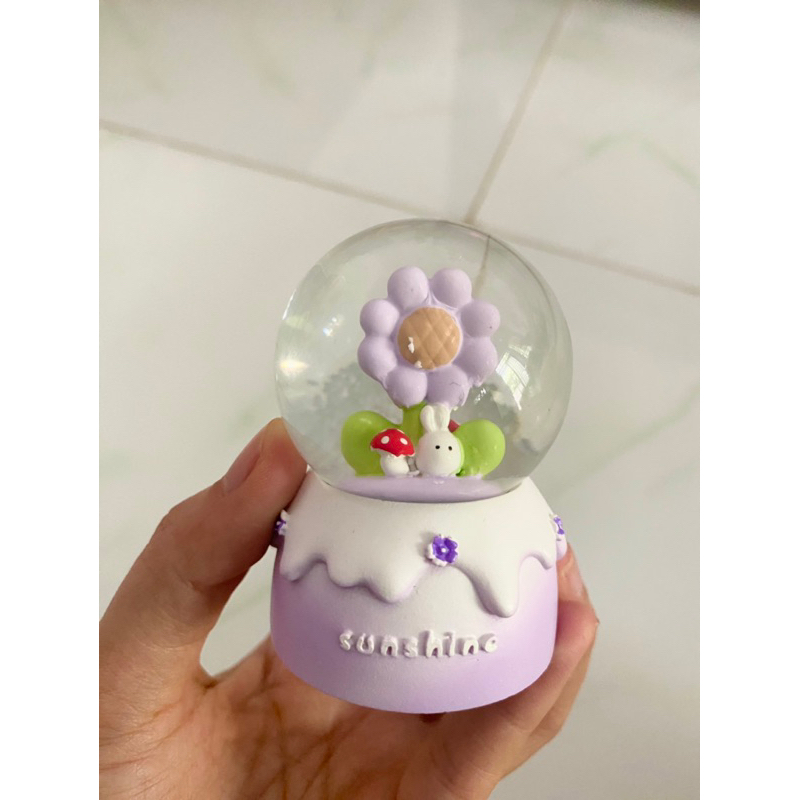 Quả cầu pha lê mini có đèn đổi màu trang trí bàn học, decor nhà cửa hình cây hoa