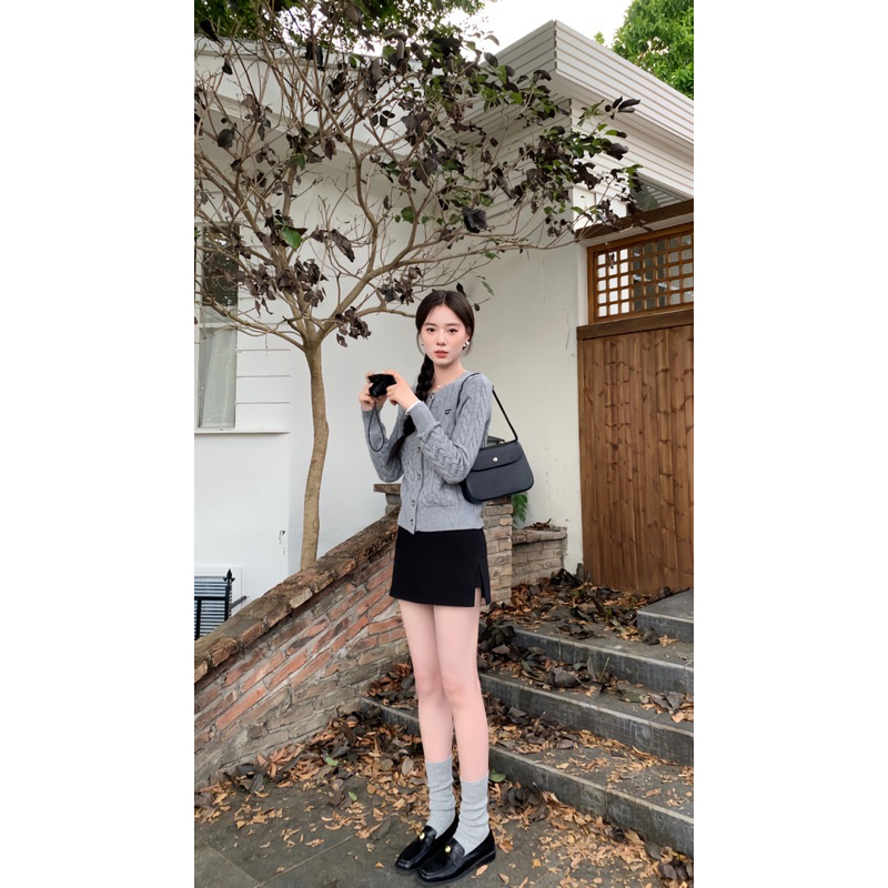 Áo Len Cardigan Màu Xám Vặn Thừng