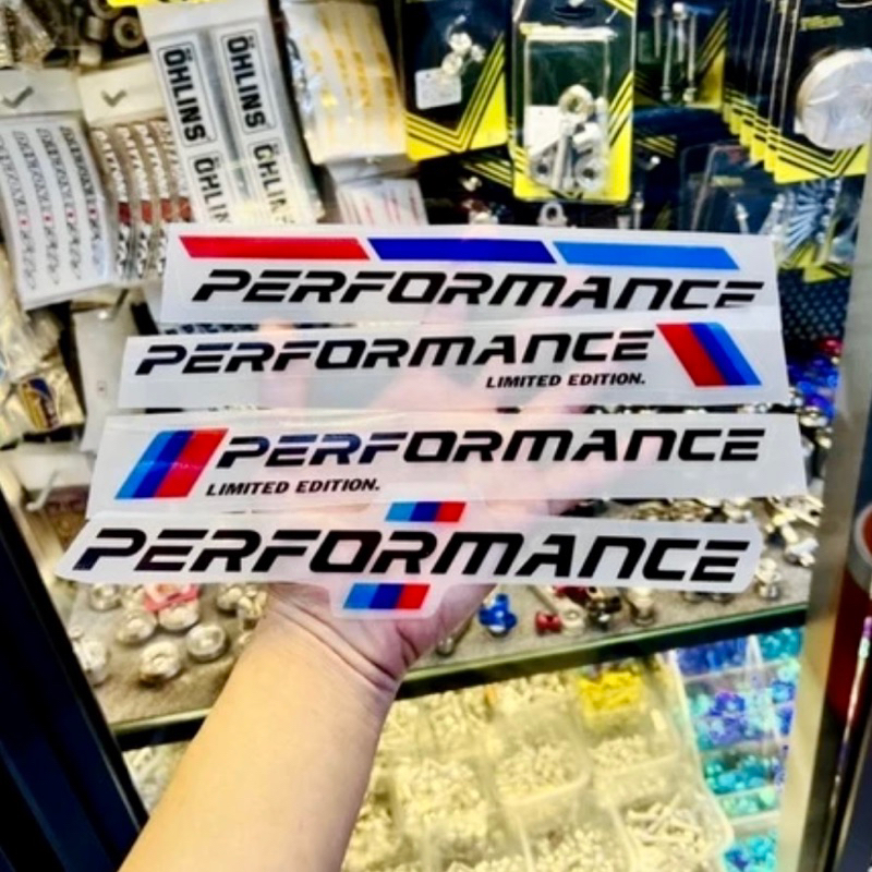 Tem Logo Sticker Peformance dán trang trí xe,tem in trên chất liệu decal siêu trong, chống thấm nước và chịu nhiệt tốt.