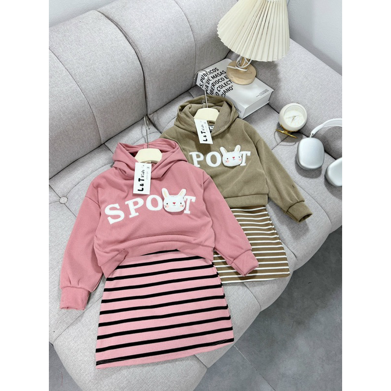 10-28kg set 2ct áo hoodie kèm váy kẻ body cho bé gái