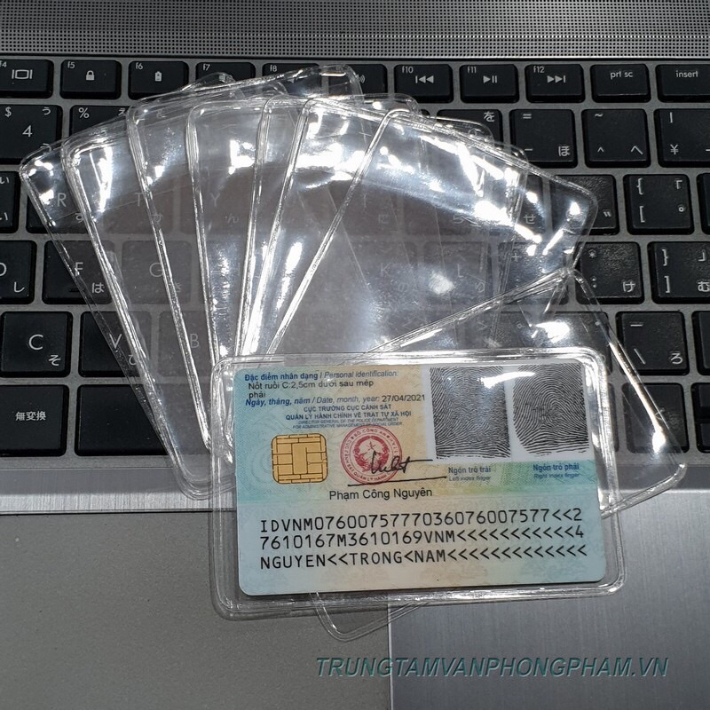 Túi đựng CCCD, bao đựng căn cước công dân loại dẻo trong có nắp chống nước