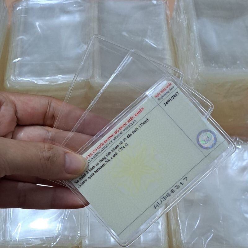 Túi đựng CCCD, bao đựng căn cước công dân loại dẻo trong có nắp chống nước