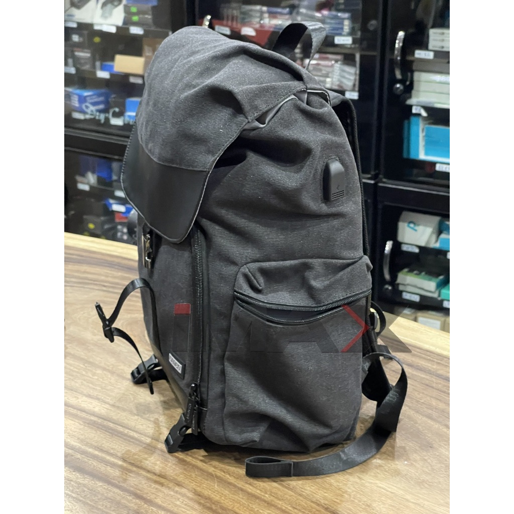 Ba lô máy ảnh Caden Cwatcun M8 Pro - Chính Hãng