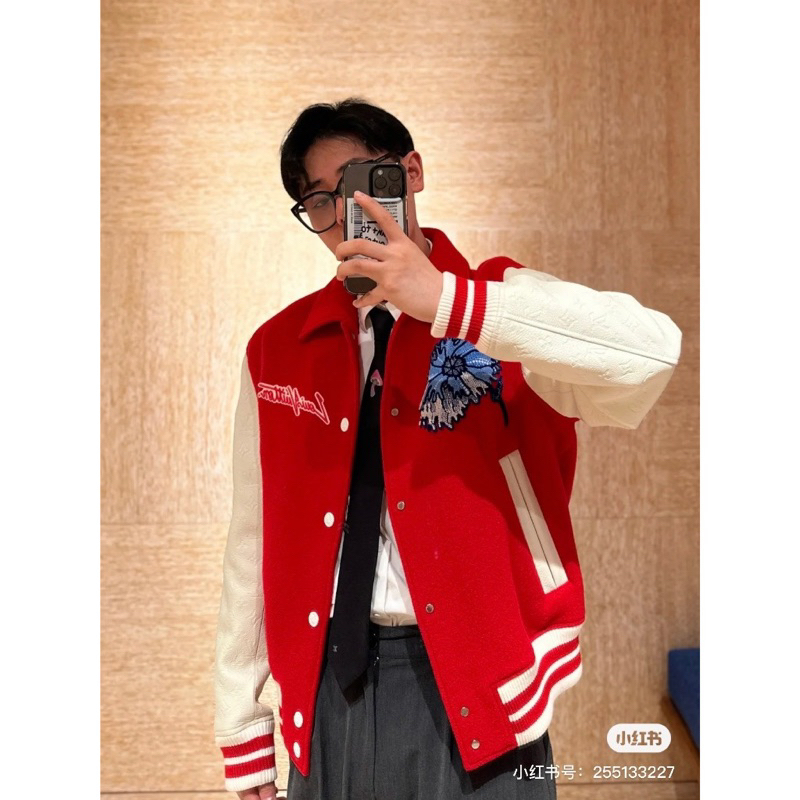 Áo Varsity - Louis Vuitton - LV đỏ tay da Bomber Jacket new SS2023