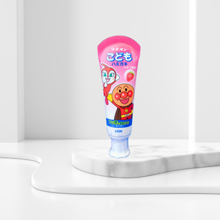 Kem đánh răng Lion vị dâu dành cho trẻ từ 1 tuổi trở lên