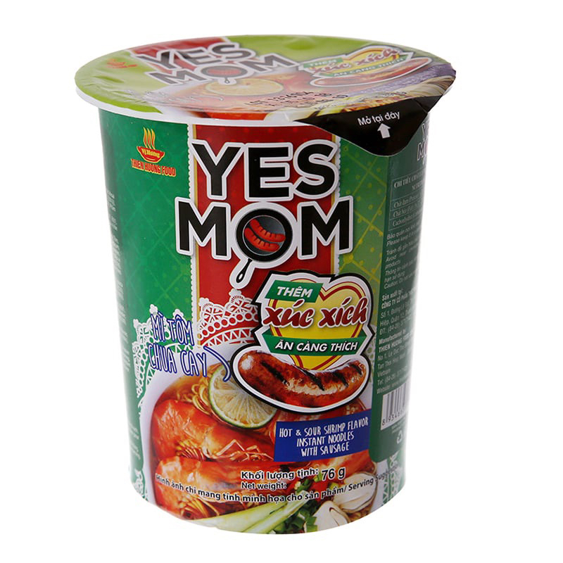 Thùng mì ly YESMOM xúc xích tôm chua cay