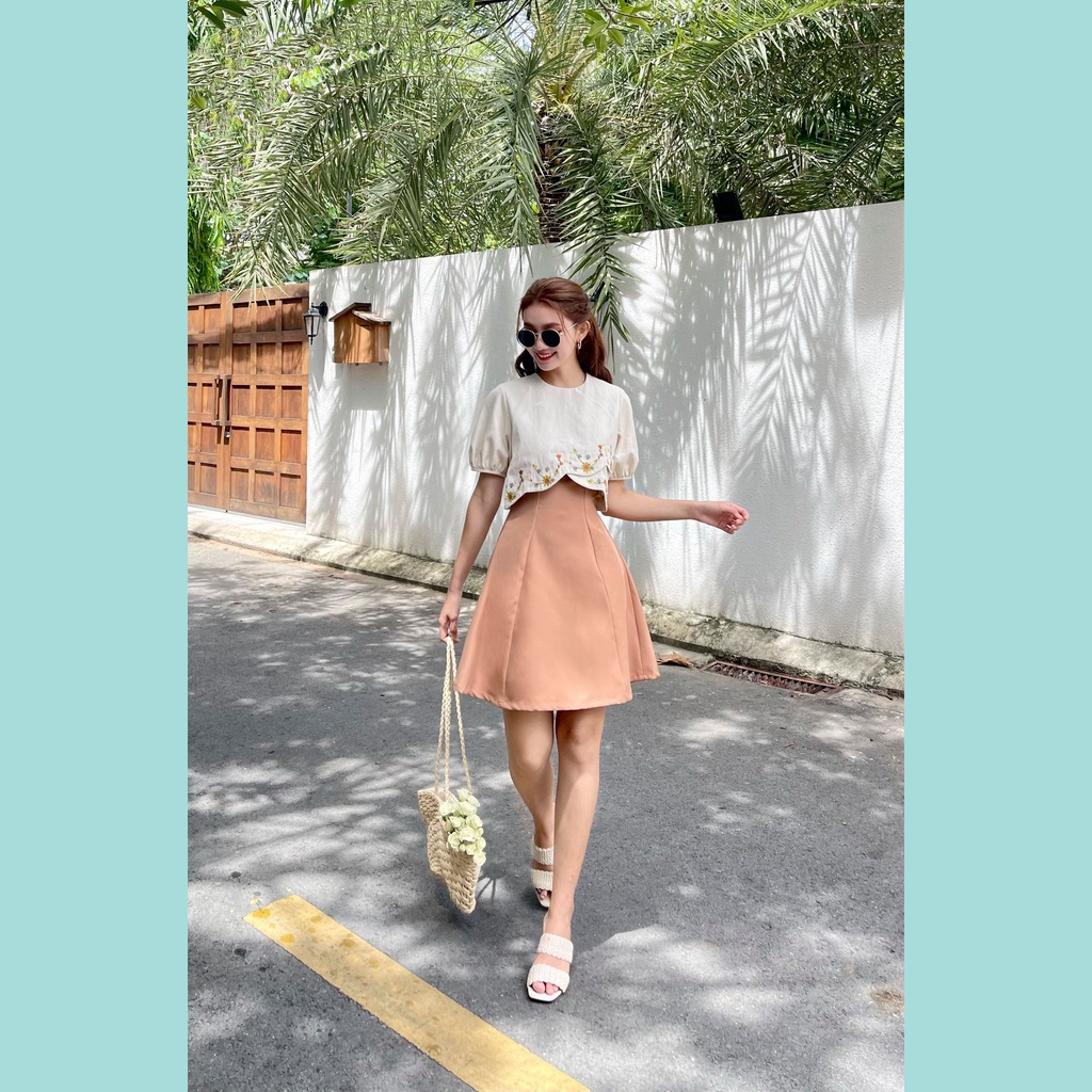 Đầm thêu ODS thiết kế, thêu hoa, tay ngắn phồng, dây kéo sau, thời trang, tôn dáng - SIA29