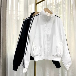 Áo Khoác Bomber Thêu số 16 chất da lộn