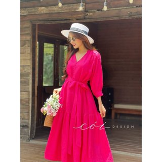 Đầm nút bọc cổ V kèm belt Cói Design