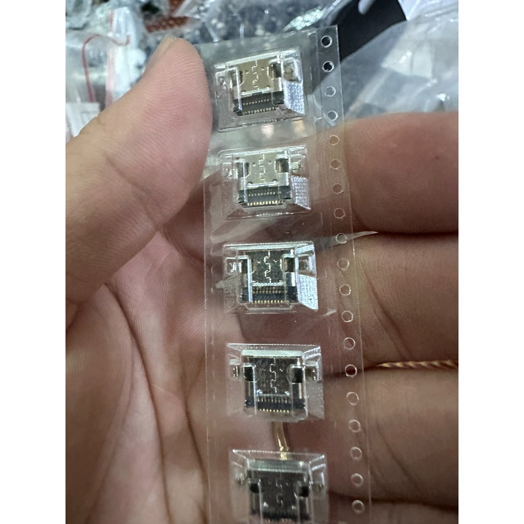 10 Chân sạc Vsmart Active 3 - Zin New hãng