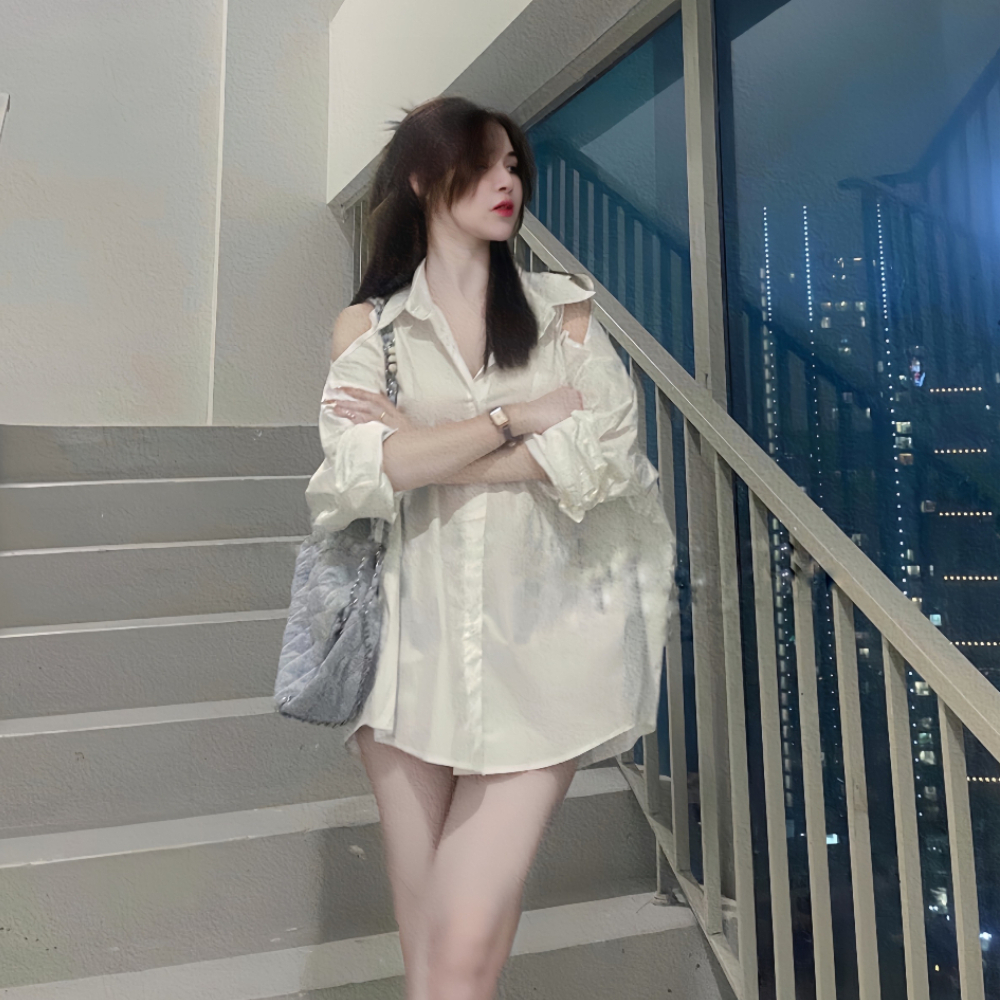 Áo sơ mi tay dài khoét vai, kiểu dáng Hàn Quốc form rộng