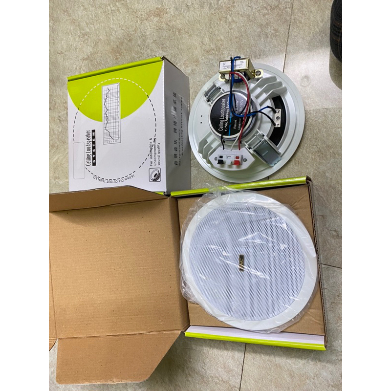 Loa âm trần nghe nhạc tiếng bass sâu