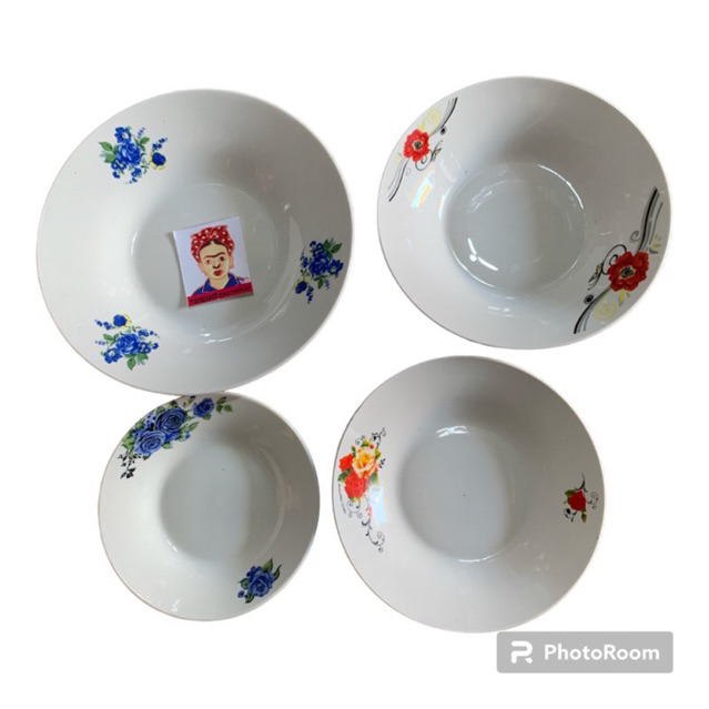 dĩa sứ sâu lòng in hoa.(1 cái dĩa)
