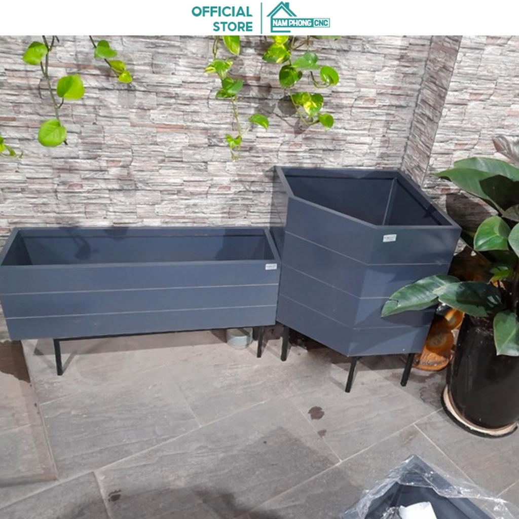 Chậu trồng cây nhựa composite sơn màu ghi, kích thước  dài 50x20x25 cm