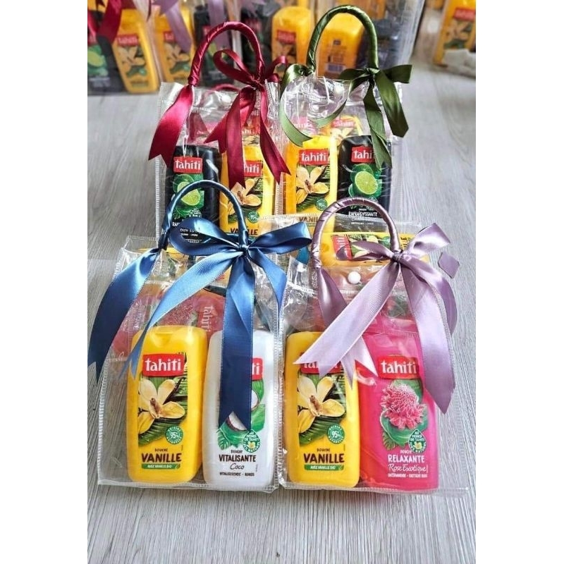 Set Cặp 2 Sữa Tắm Petit Marseillais 250ml / Tahiti Pháp / Dâu UK 500ml