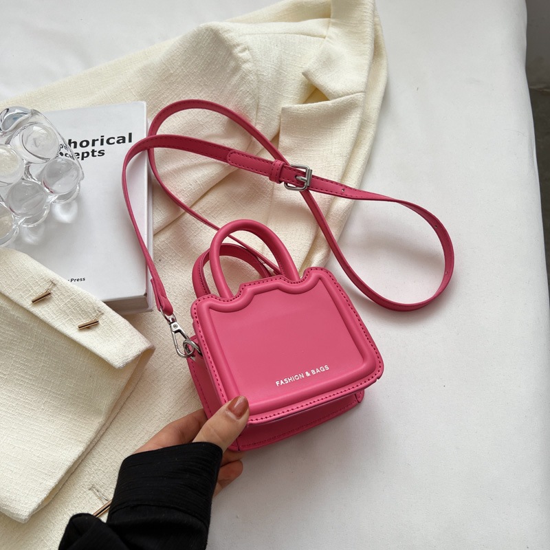 Túi bánh quy mini túi xách nữ đeo chéo hàng QCCC L06