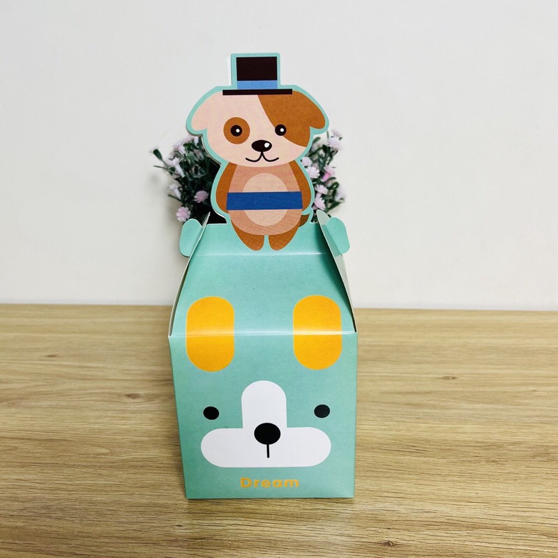 Hộp Quà Giấy Dễ Thương