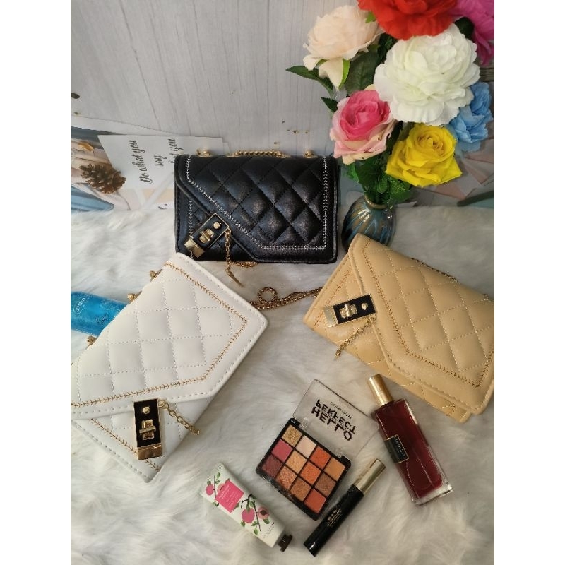 Túi xách nữ khóa chéo 3 ngăn giá rẻ thời trang hot trend siêu xinh