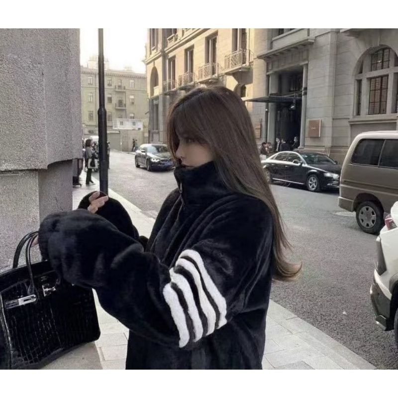 Áo Khoác Lông 4 Vạch Form Rộng Unisex