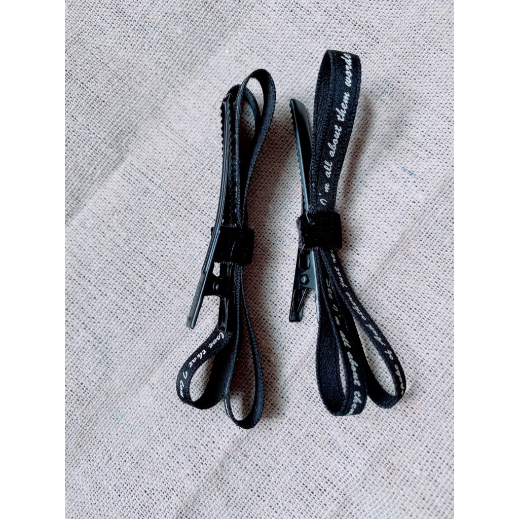 Kẹp nơ đen phong cách Hàn Quốc