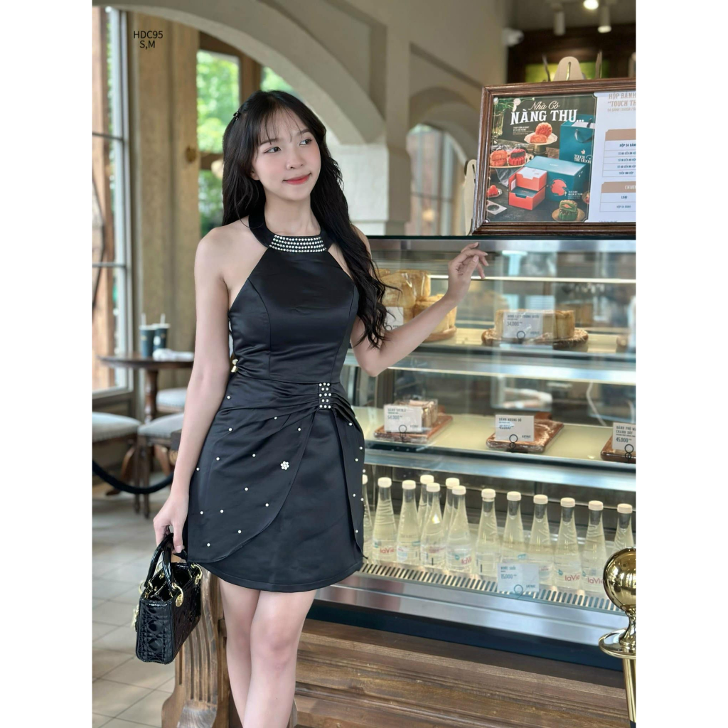 Đầm A tapta cổ yếm đính đá phong cách tiểu thư nữ tính CHIBEST HDC95