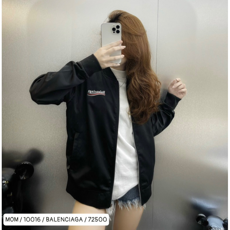 Áo khoác bomber nam nữ hai lớp có hoạ tiết in chữ logo hai lớp khoá kéo thời trang phong cách giới trẻ có size s đến xl