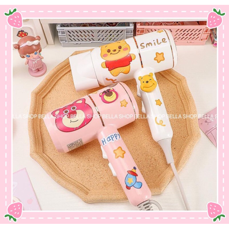 Máy Sấy Tóc Màu Hồng Mini Tiện Dụng  Hoạ Tiết Gấu Dâu Siêu Dễ Thương