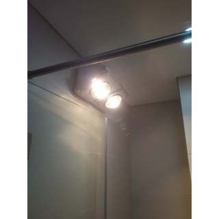 Đèn sưởi nhà tắm Hans H2B