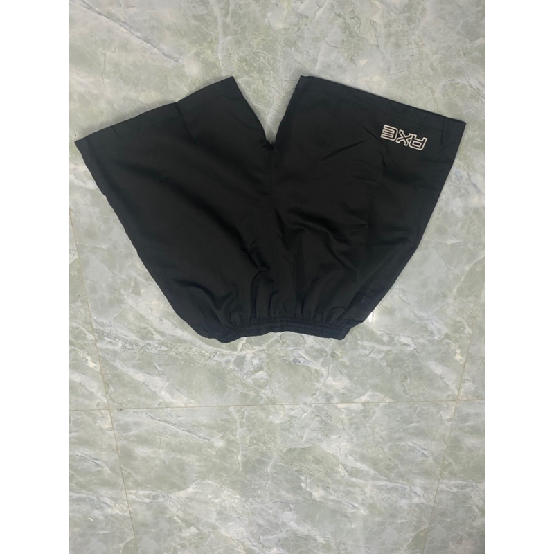 Quần đùi gió axe màu đen