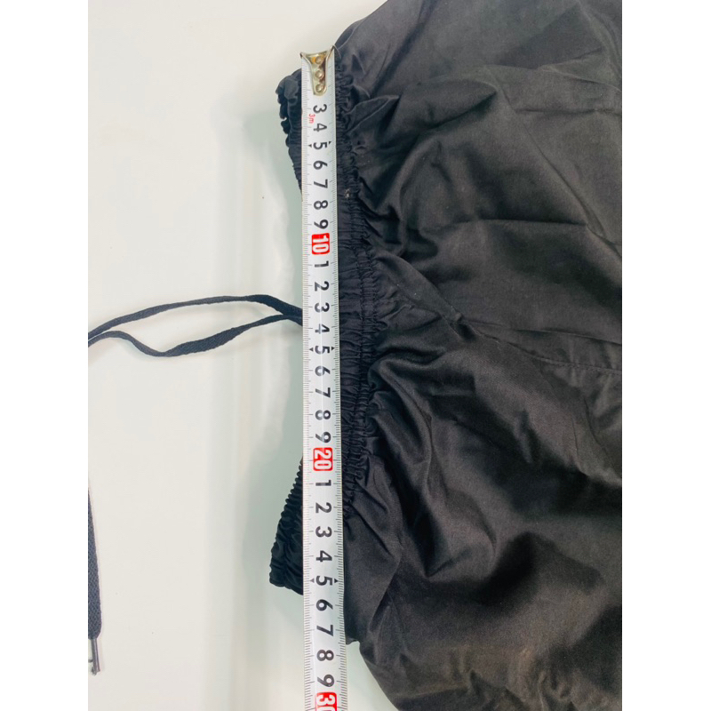 Quần đùi gió axe màu đen