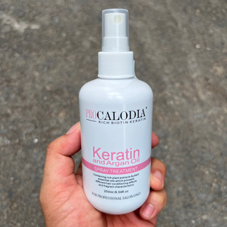 Xịt phục hồi tóc Calodia Keratin Spray siêu mềm mượt 250ml ( mẫu mới)