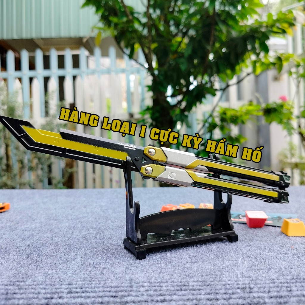 RGX z11 Pro Valorant full hợp kim. Tặng giá đỡ trưng bày và bao da