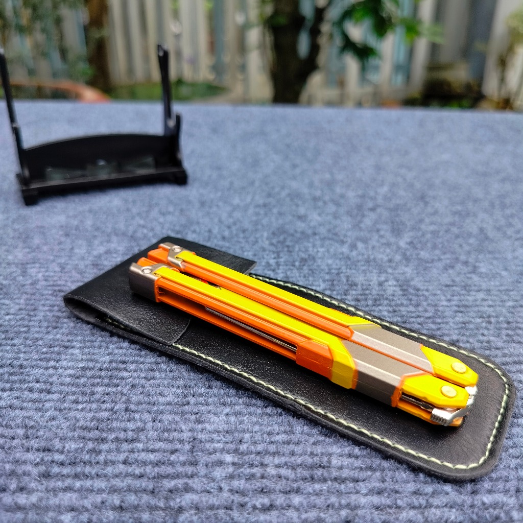 RGX z11 Pro Valorant full hợp kim. Tặng giá đỡ trưng bày và bao da