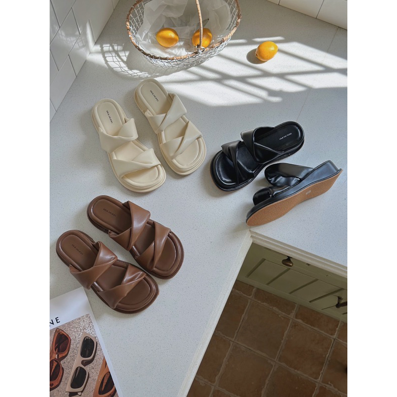 GL_A6_0345 dép hai quai