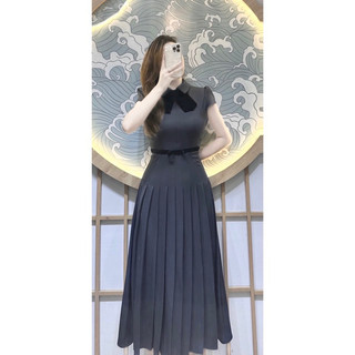 Váy xếp li nơ eo tay hến