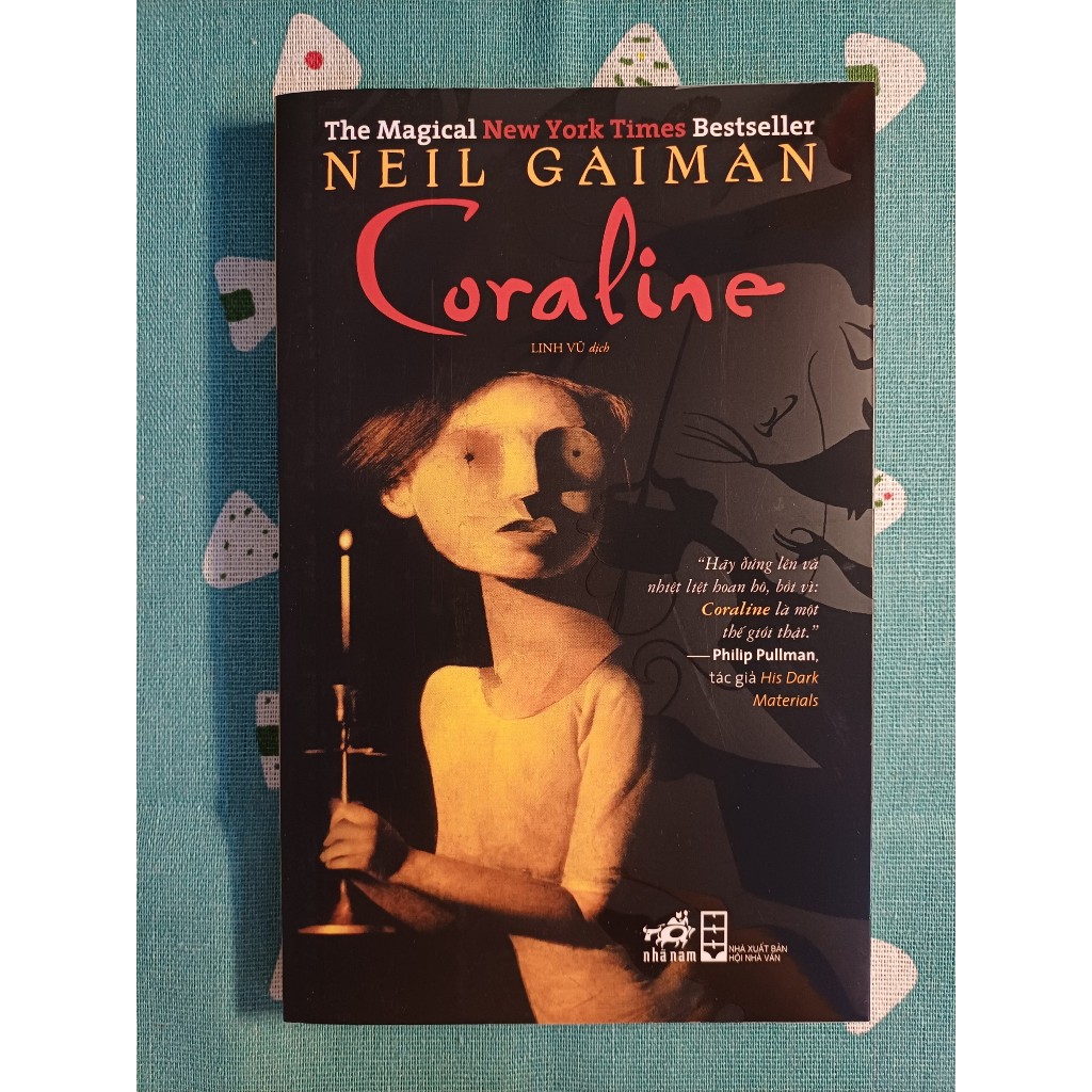 Bìa bọc thiếu nhi - Coraline