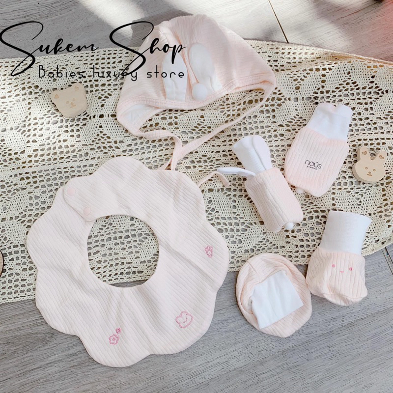 Sét phụ kiện sơ sinh: mũ, bao tay, bao chân