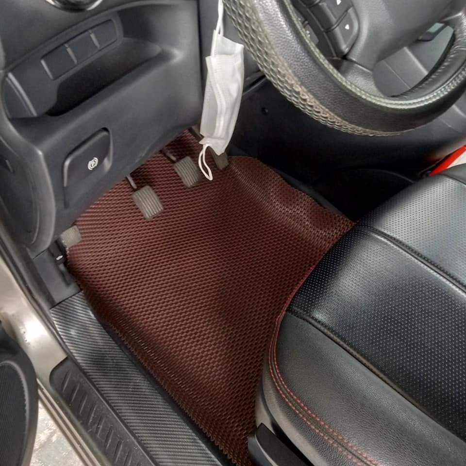 Thảm lót sàn cao su loại 1 cho xe ô tô 4-5-7 chỗ bằng cao su cao cấp không thấm nước và bền