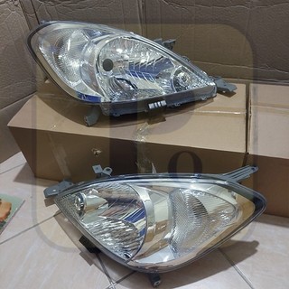 Đèn pha toyota innova 06-11