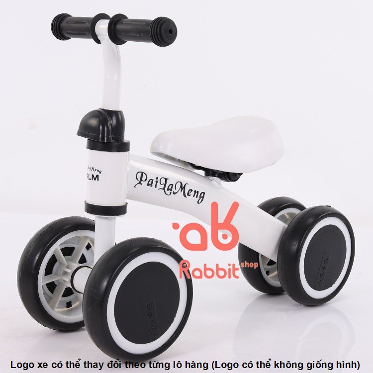 Xe chòi chân 4 bánh thăng bằng cho bé.