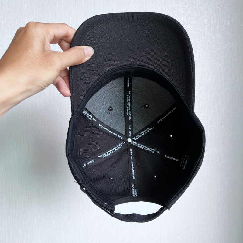 Nón lưỡi trai trơn đen cho các bạn đầu to quai khoá dây rút chất lượng cao