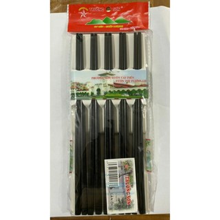 Đũa gỗ đen sắn ổi Trường Sơn, 1 vỉ gồm 10 đôi