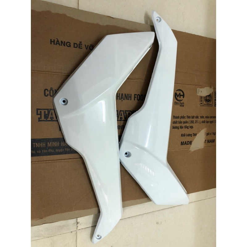 Ốp Sườn Bình xe điện Xmen