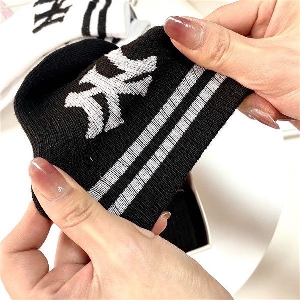 Tất/ Vớ Cổ Cao Nam Nữ Chất Liệu Cotton Mềm Thoáng Mát Thời Trang NY
