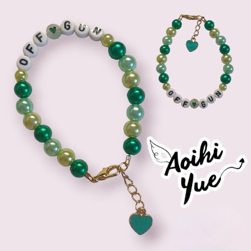 Vòng tay hạt bẹt giả ngọc trai mix xanh lá OffGun charm tim
